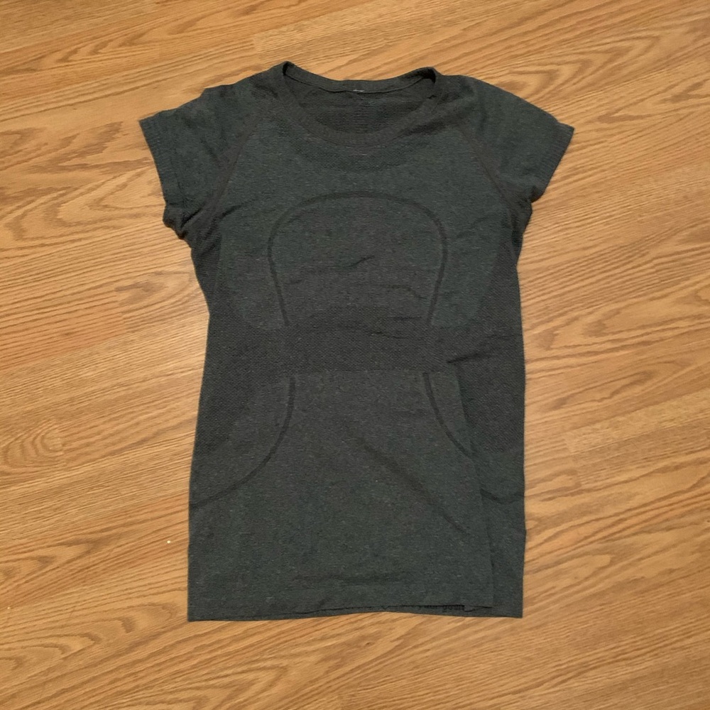 Lululemon swiftly tech short sleeve 6